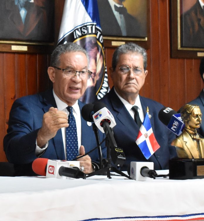 Instituto Duartiano denuncia presiones para otorgar residencia a haitianos con acta de nacimiento extranjería