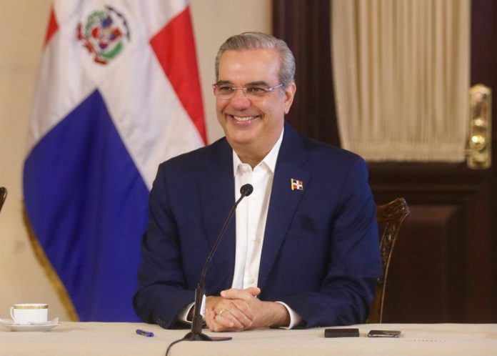 Abinader viaja este jueves a toma posesión gobernadora de Puerto Rico
