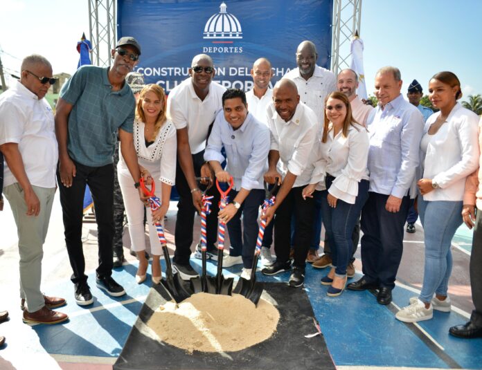 Ministro Kelvin Cruz inicia obras por 93 Millones en La Romana Ministro Kelvin Cruz inicia obras por 93 Millones en La Romana