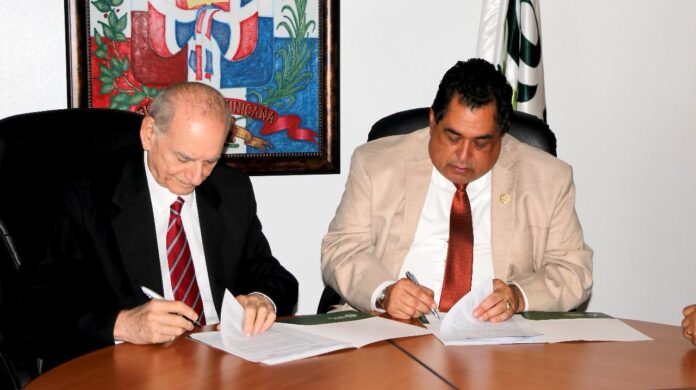 Colegio de Notarios y Lotería Nacional firman acuerdo para garantizar la transparencia en los sorteos Colegio de Notarios y Lotería Nacional firman acuerdo para garantizar la transparencia en los sorteos