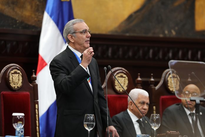 Presidente Abinader declara como organizaciones terroristas a las bandas criminales haitianas