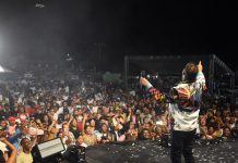 Héctor Acosta «El Torito» regresa a los escenarios con emotivo concierto en Higüey