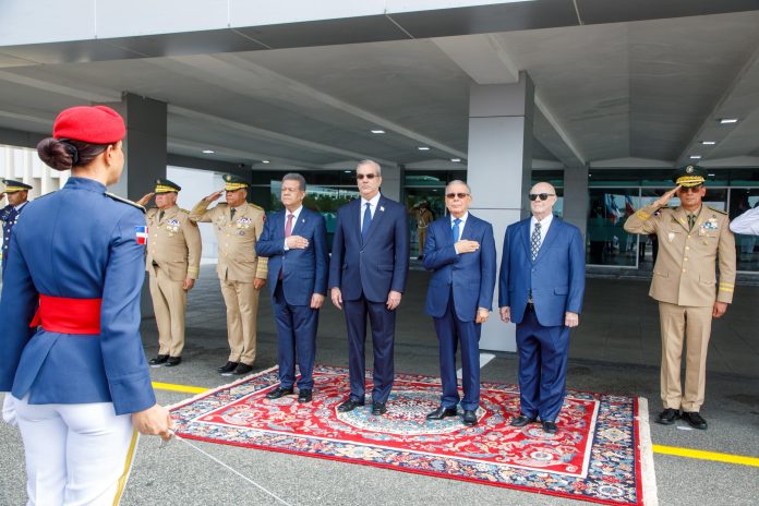Presidente Abinader y expresidentes dominicanos refuerzan ofensiva diplomática ante la ONU con iniciativa concertada para transformar la misión en Haití Presidente Abinader y expresidentes dominicanos refuerzan ofensiva diplomática ante la ONU con iniciativa concertada para transformar la misión en Haití
