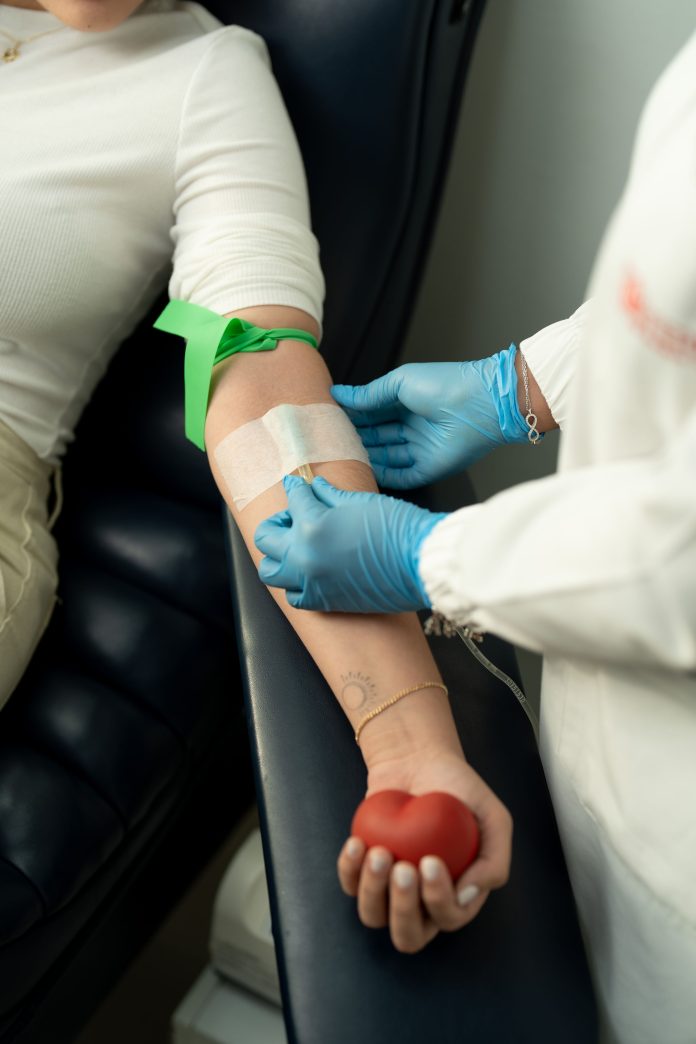 Referencia aboga por sangre segura y oportuna