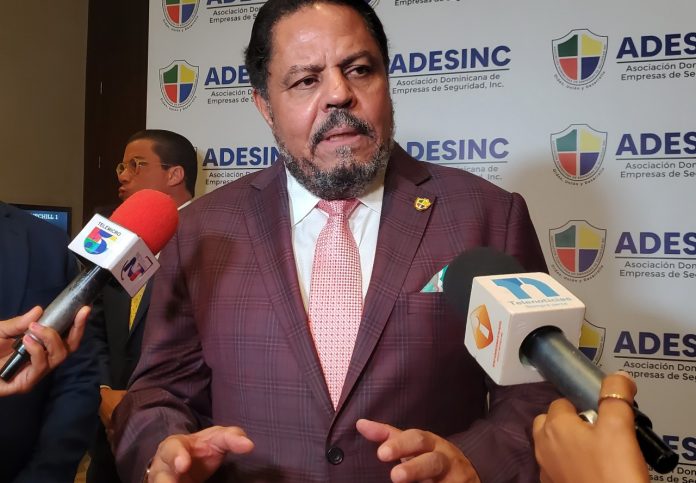 ADESINC hará panel sobre transformación laboral y sus retos en la RD