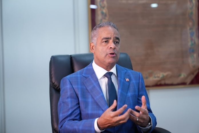 Récord de demanda eléctrica nocturna fue de 3,950 MW este martes