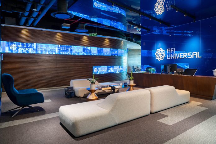 AFI Universal fortalece posición en mercado con mejora en calificaciones de riesgo de dos fondos de inversión