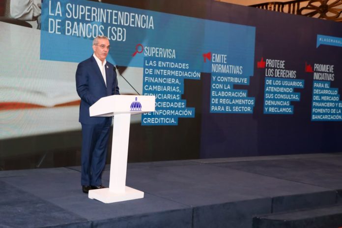 Presidente Abinader destaca estabilidad del sistema financiero nacional con activos superiores a los RD$4 billones y crecimiento ininterrumpido de 85.6%