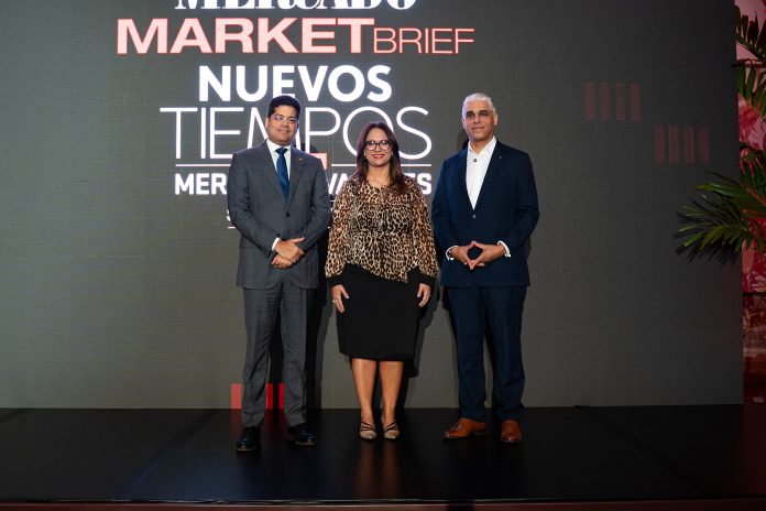 Reconocen a Grupo Universal en el Mercado de Valores Summit 2025