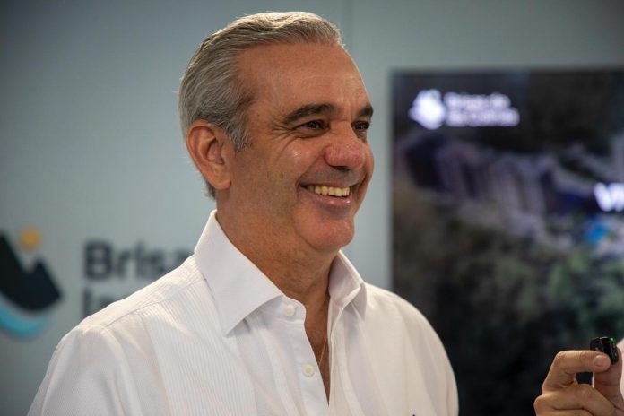 Presidente Abinader viajará a Miami, Chile y Francia participará en cumbres y reuniones bilaterales con Trump, Kast y Macron Presidente Abinader viajará a Miami, Chile y Francia participará en cumbres y reuniones bilaterales con Trump, Kast y Macron