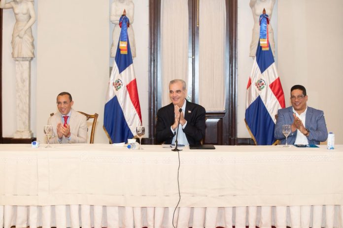 Gobierno lanza INFOPAGO y da un paso firme hacia la transparencia y eficiencia en el ciclo completo de los pagos y comprobantes fiscales de los proveedores del Estado dominicano