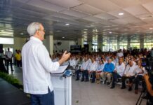 Presidente Abinader agradece el compromiso del sector agropecuario y afirma que el reconocimiento de la FAO pertenece a todo el pueblo dominicano, especialmente a hombres y mujeres que trabajan día a día en el campo Presidente Abinader agradece el compromiso del sector agropecuario y afirma que el reconocimiento de la FAO pertenece a todo el pueblo dominicano