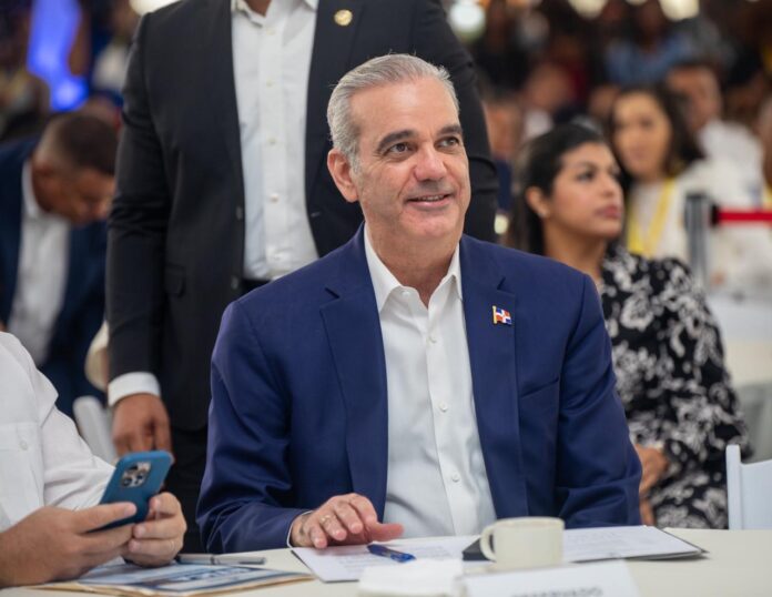 Abinader modifica la integración del Consejo de Administración de la Presa de Monción