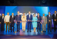 Gobierno dominicano y Amazon Web Services lanzan programa de 50 mil becas para capacitar en inteligencia artificial y computación en la nube